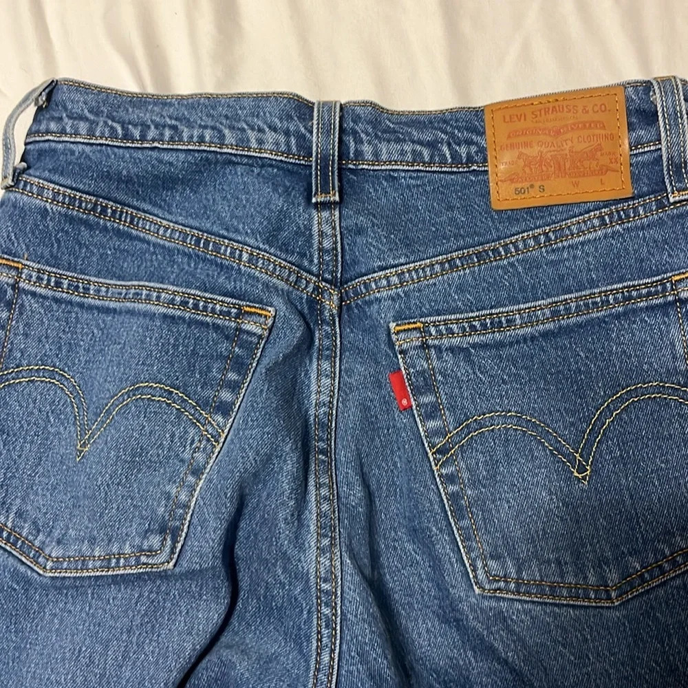 Levi’s 501 Skinny Women’s Jean - Picture 4 of 4